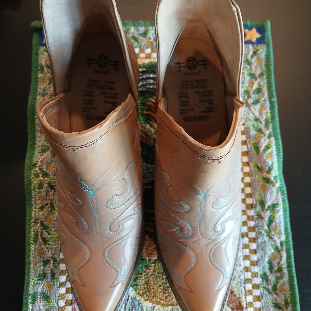 SALE! $60. Circle G Tan/Cognac Embroidered Ankle Booties